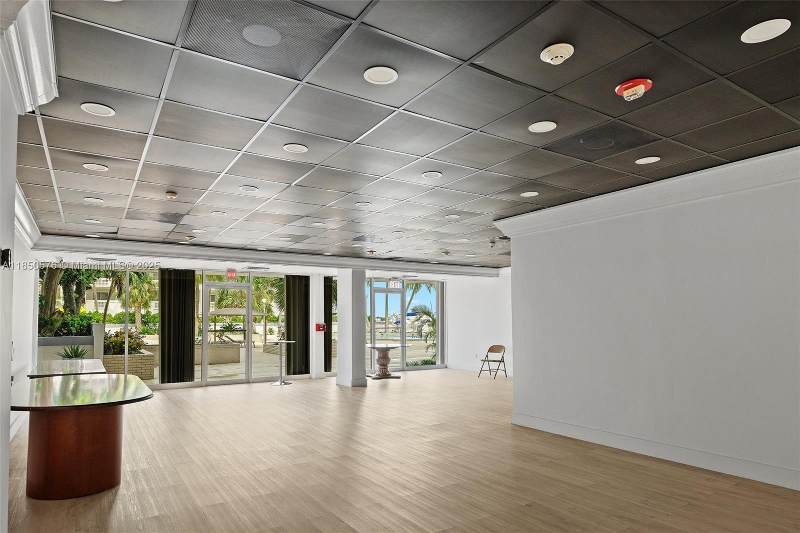 KENNEDY HOUSE CONDO - Residential