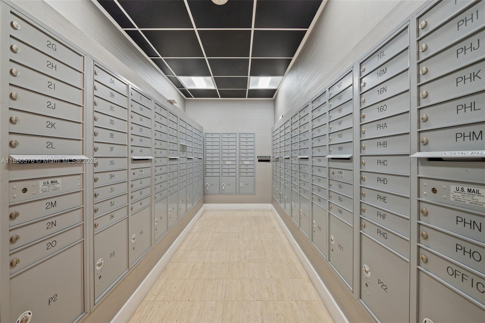 KENNEDY HOUSE CONDO - Residential