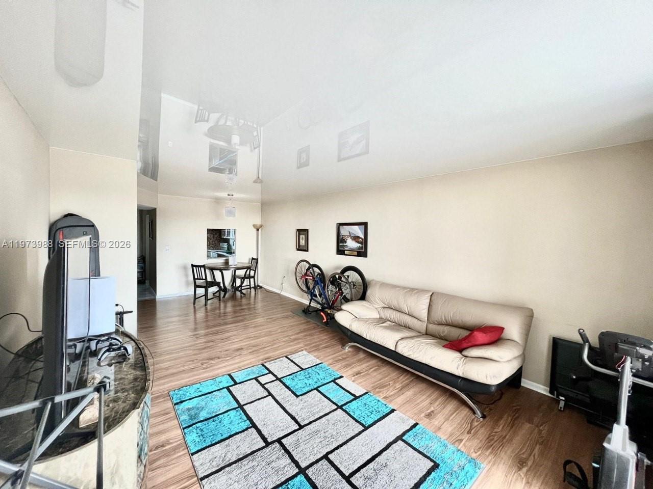 JADE WINDS GRP EASTER LIL - Residential