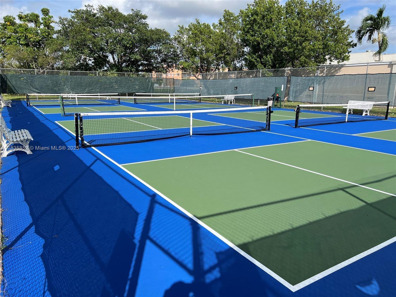 SUNRISE LAKES PHASE III - Residential