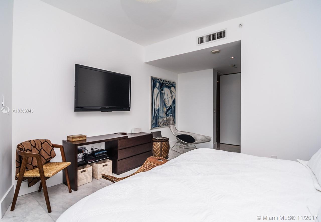 900 BISCAYNE BAY CONDO - Residential