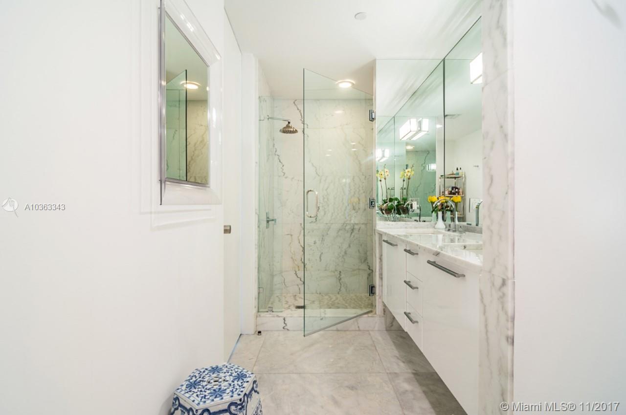 900 BISCAYNE BAY CONDO - Residential