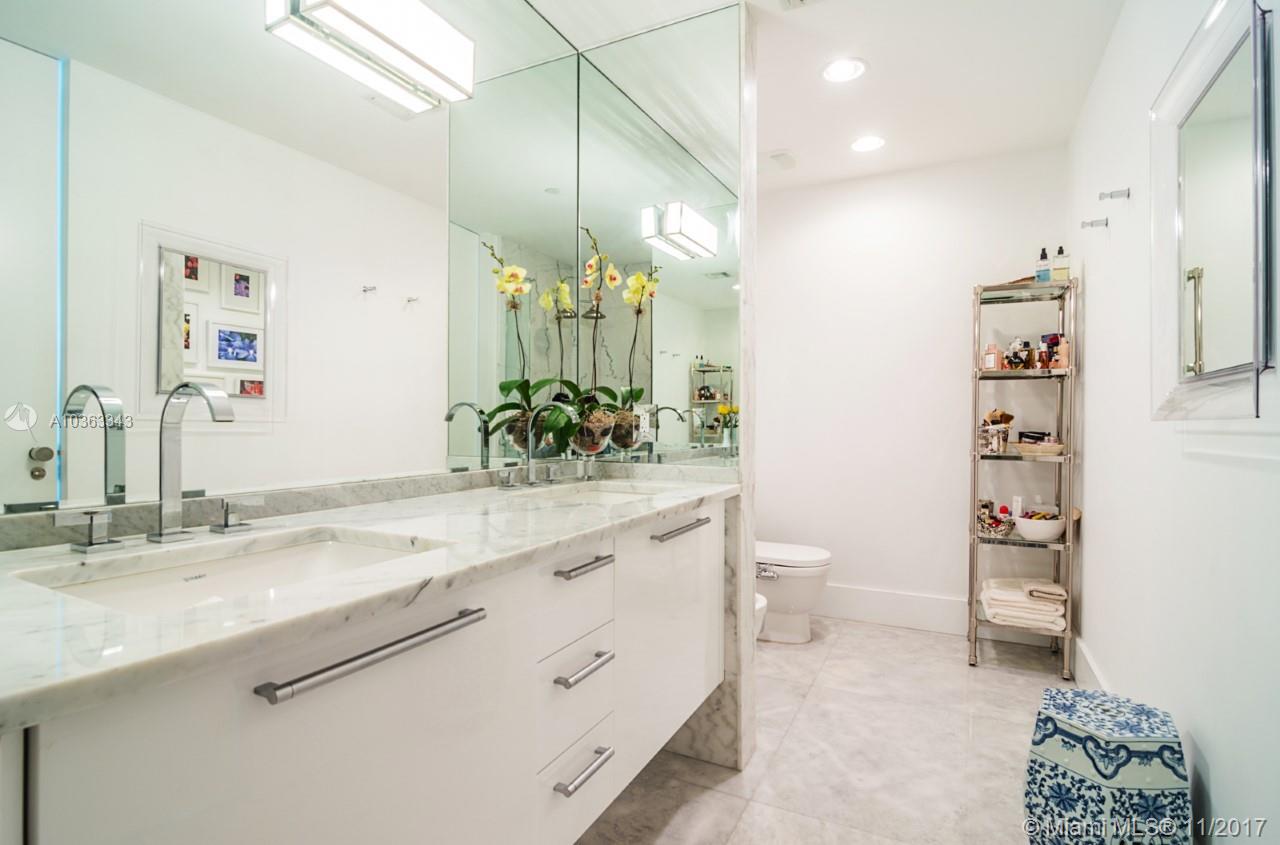 900 BISCAYNE BAY CONDO - Residential