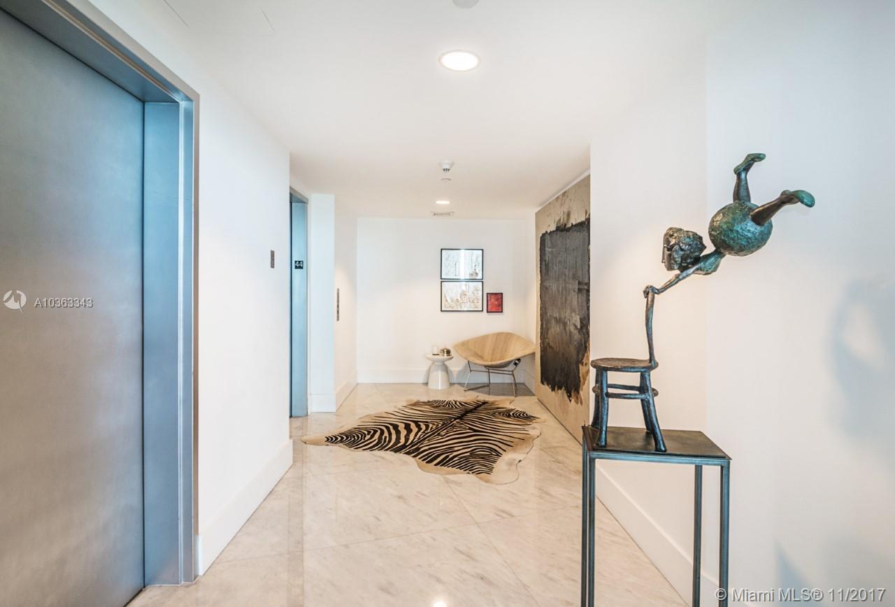 900 BISCAYNE BAY CONDO - Residential