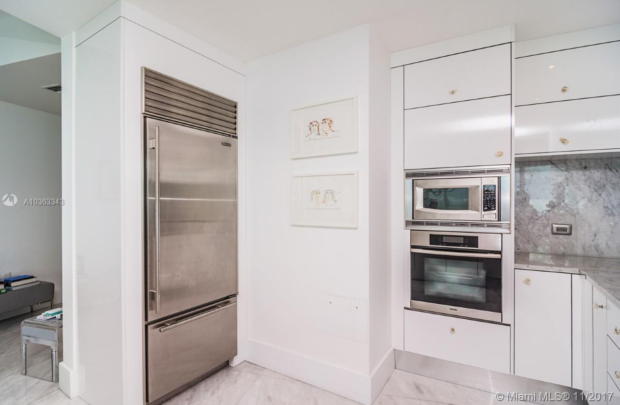 900 BISCAYNE BAY CONDO - Residential