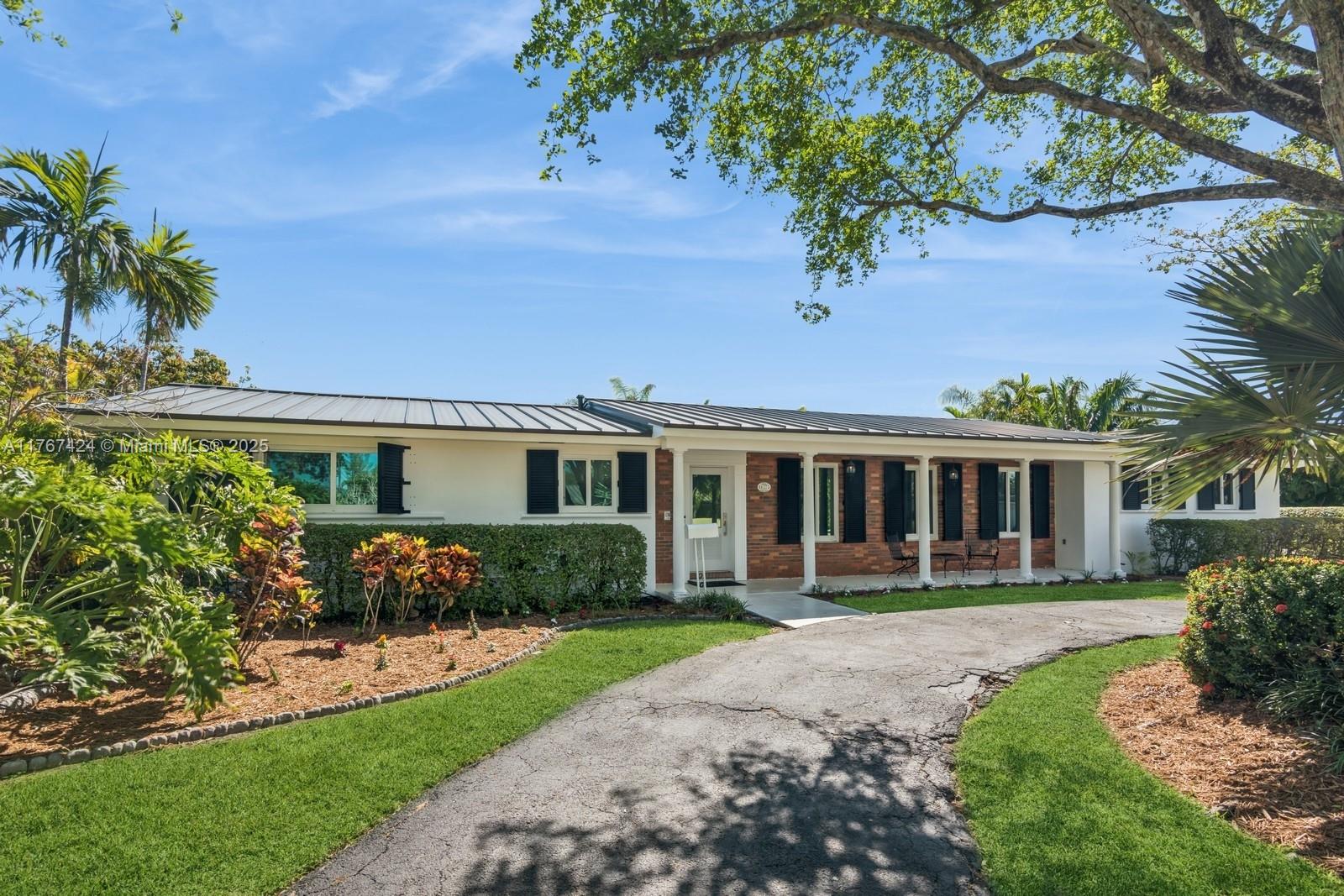 Property for Sale at 14575 Sw 79th Ave, Palmetto Bay, Miami-Dade County, Florida - Bedrooms: 5 
Bathrooms: 4  - $1,650,000