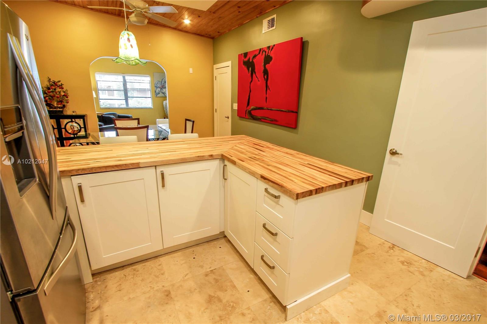 Hollywood 1-21 B - Residential