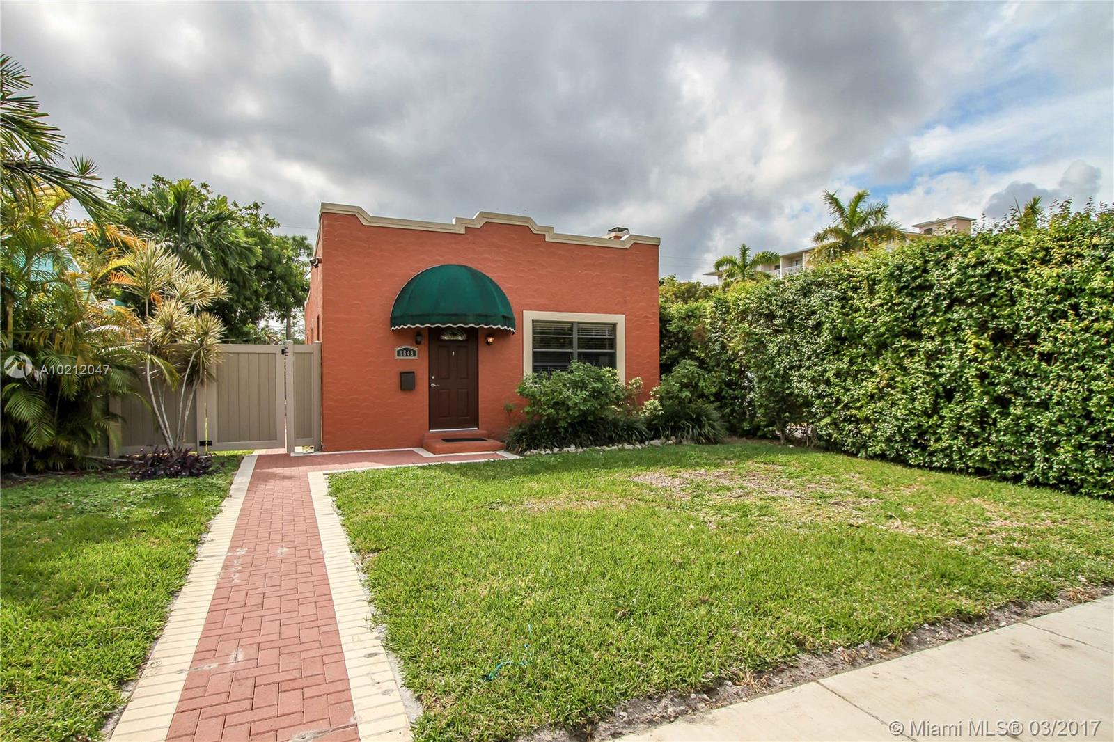 Hollywood 1-21 B - Residential