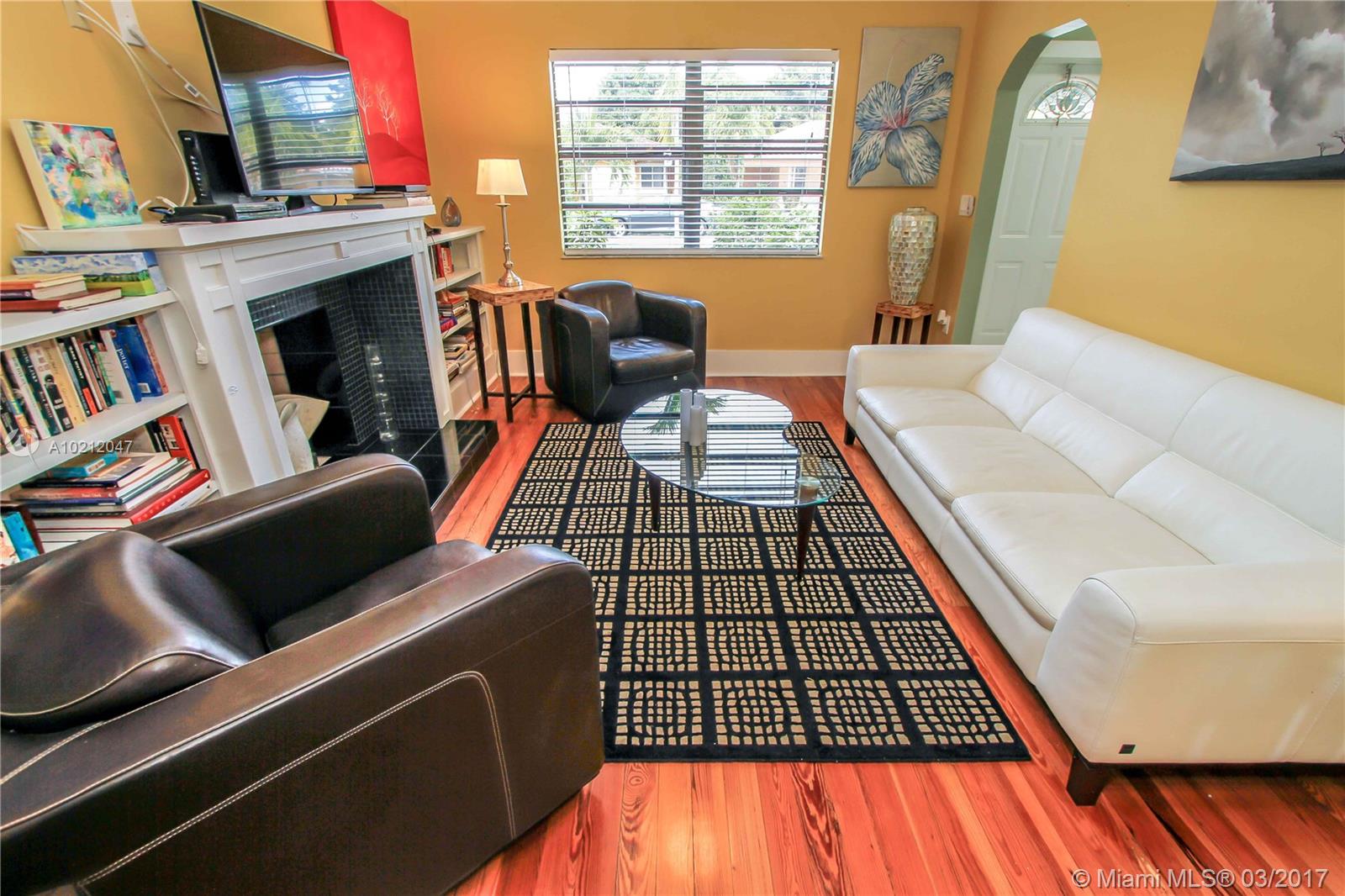 Hollywood 1-21 B - Residential