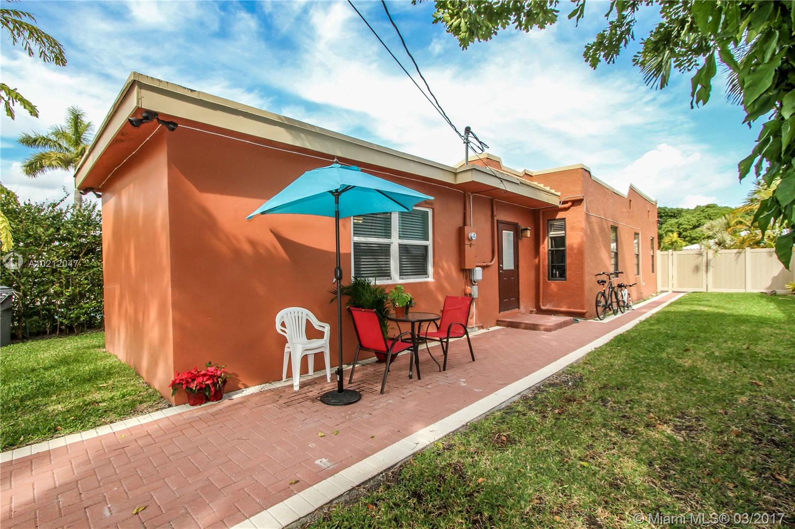 Hollywood 1-21 B - Residential