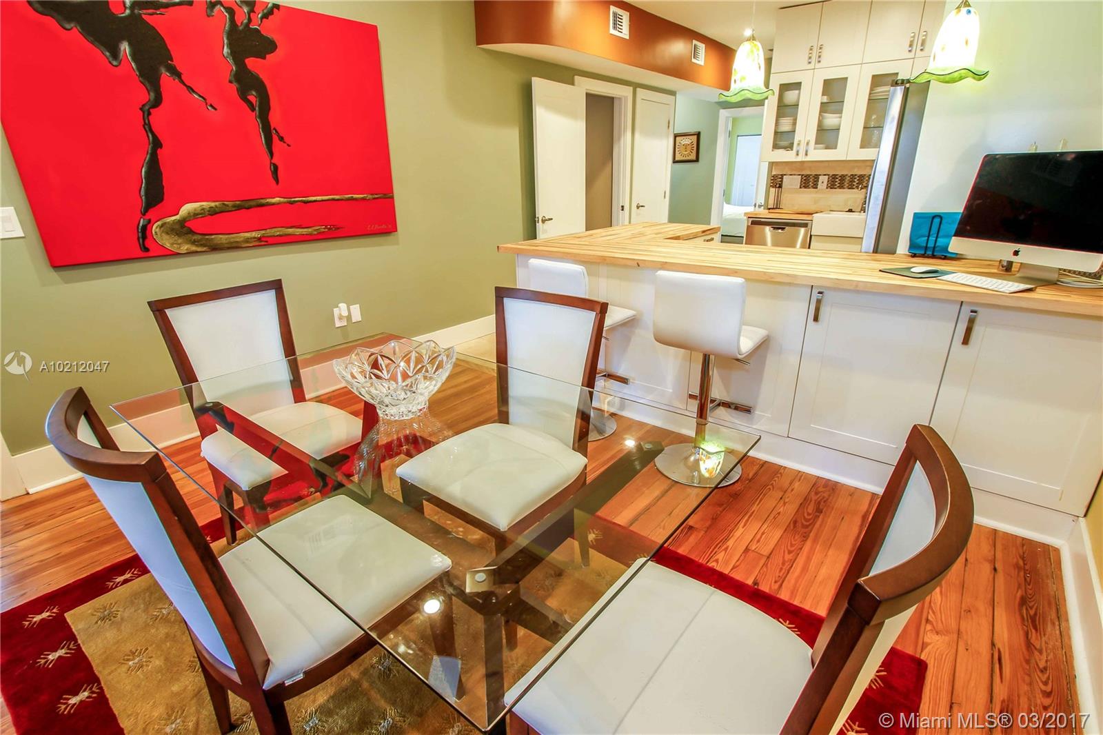 Hollywood 1-21 B - Residential