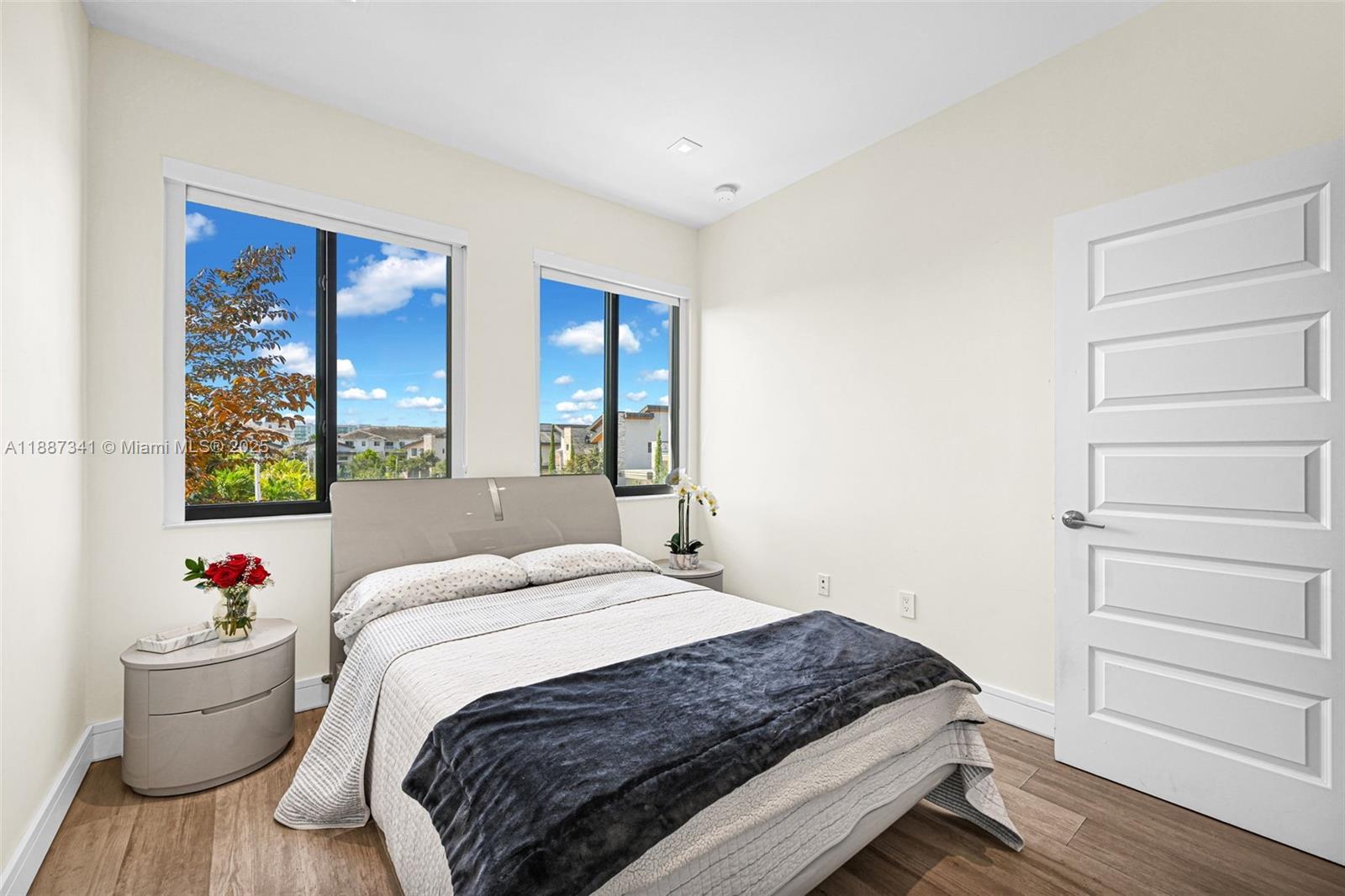 GRAND BAY SOUTH ESTATES - Residential