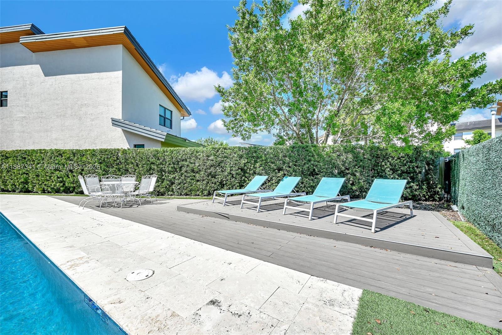 GRAND BAY SOUTH ESTATES - Residential