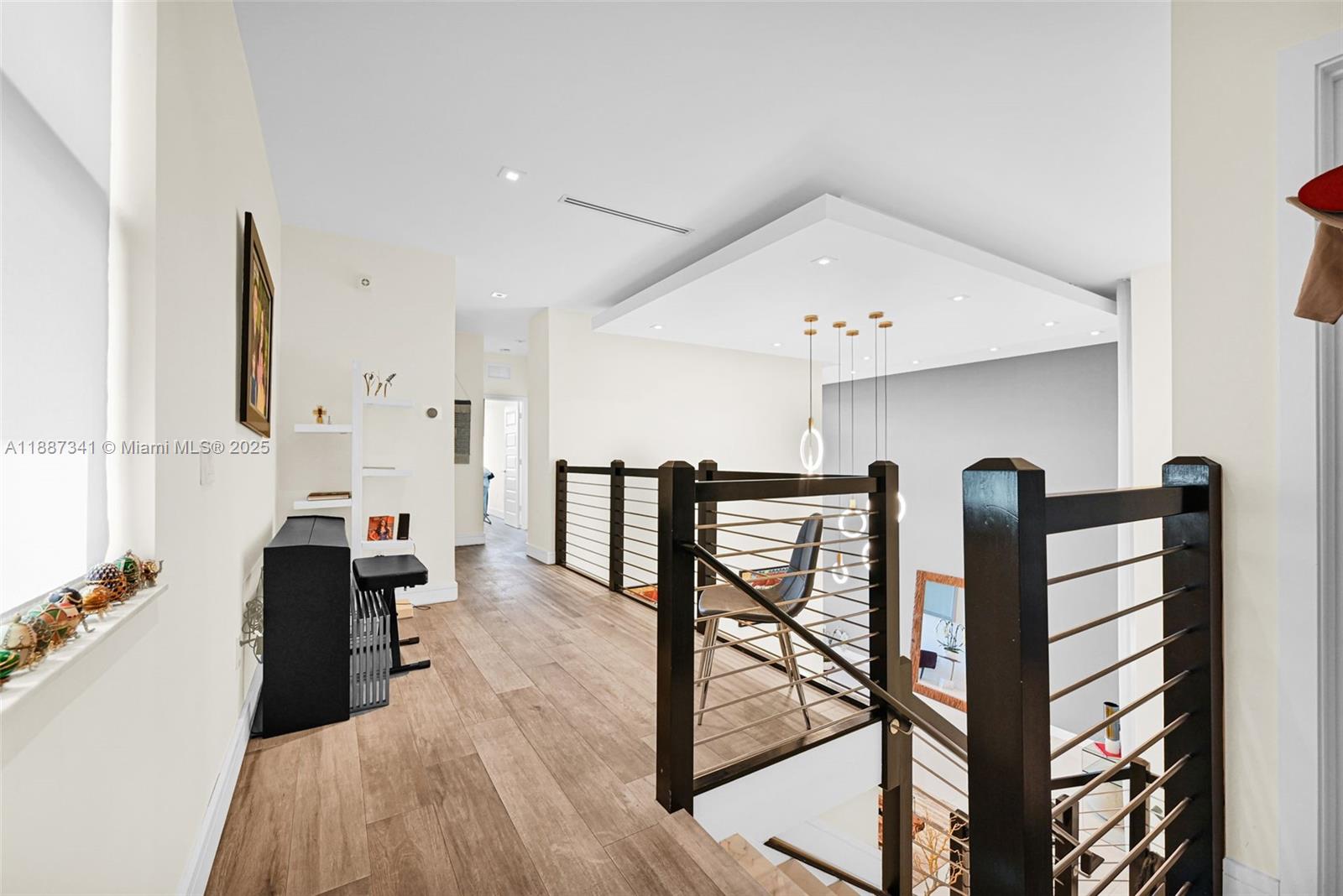 GRAND BAY SOUTH ESTATES - Residential