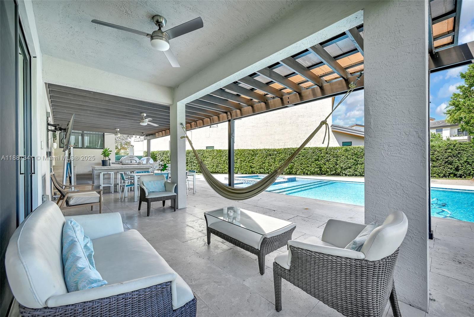 GRAND BAY SOUTH ESTATES - Residential