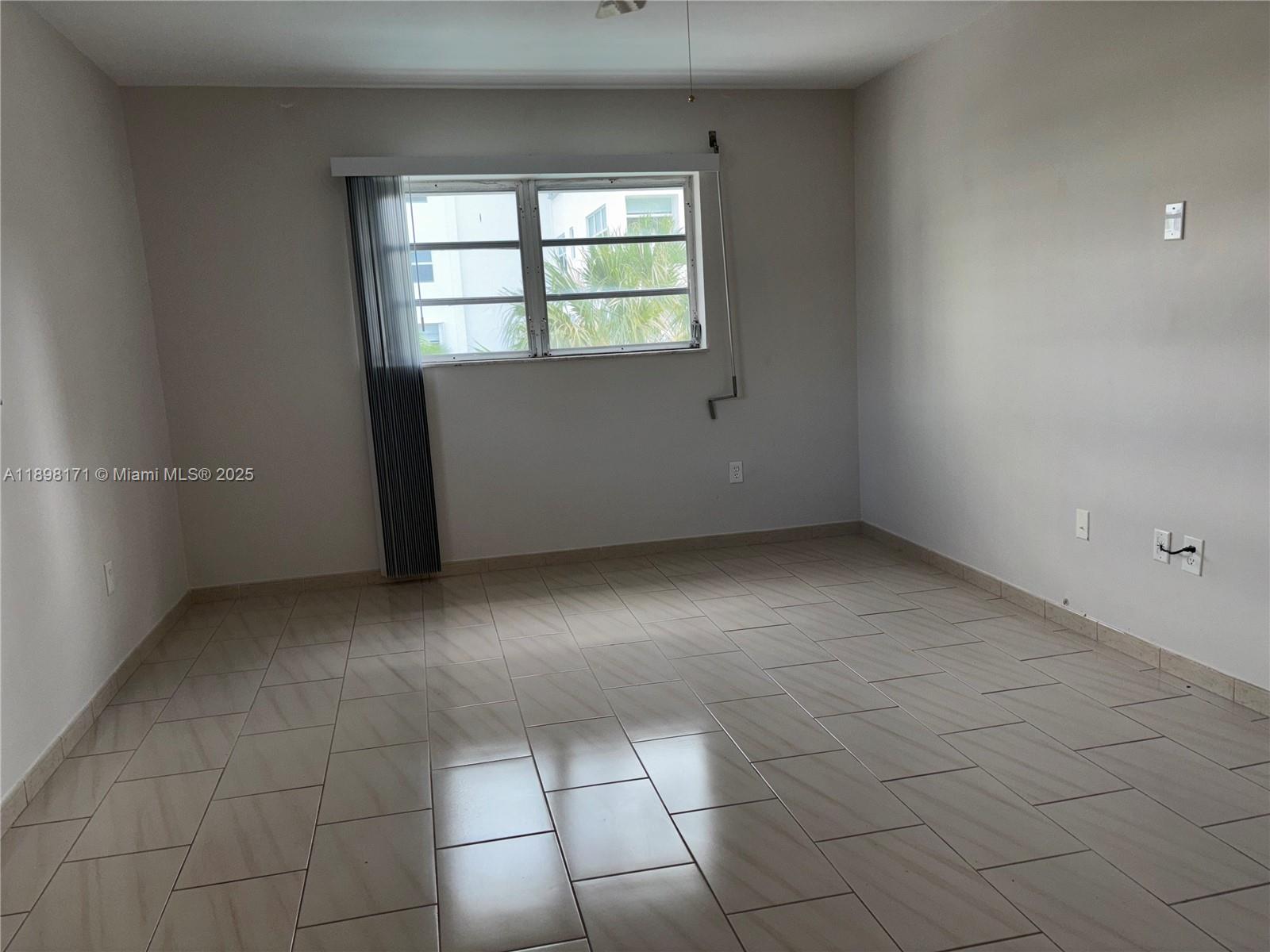 NORTH SUNRISE INC CONDO - Residential Lease