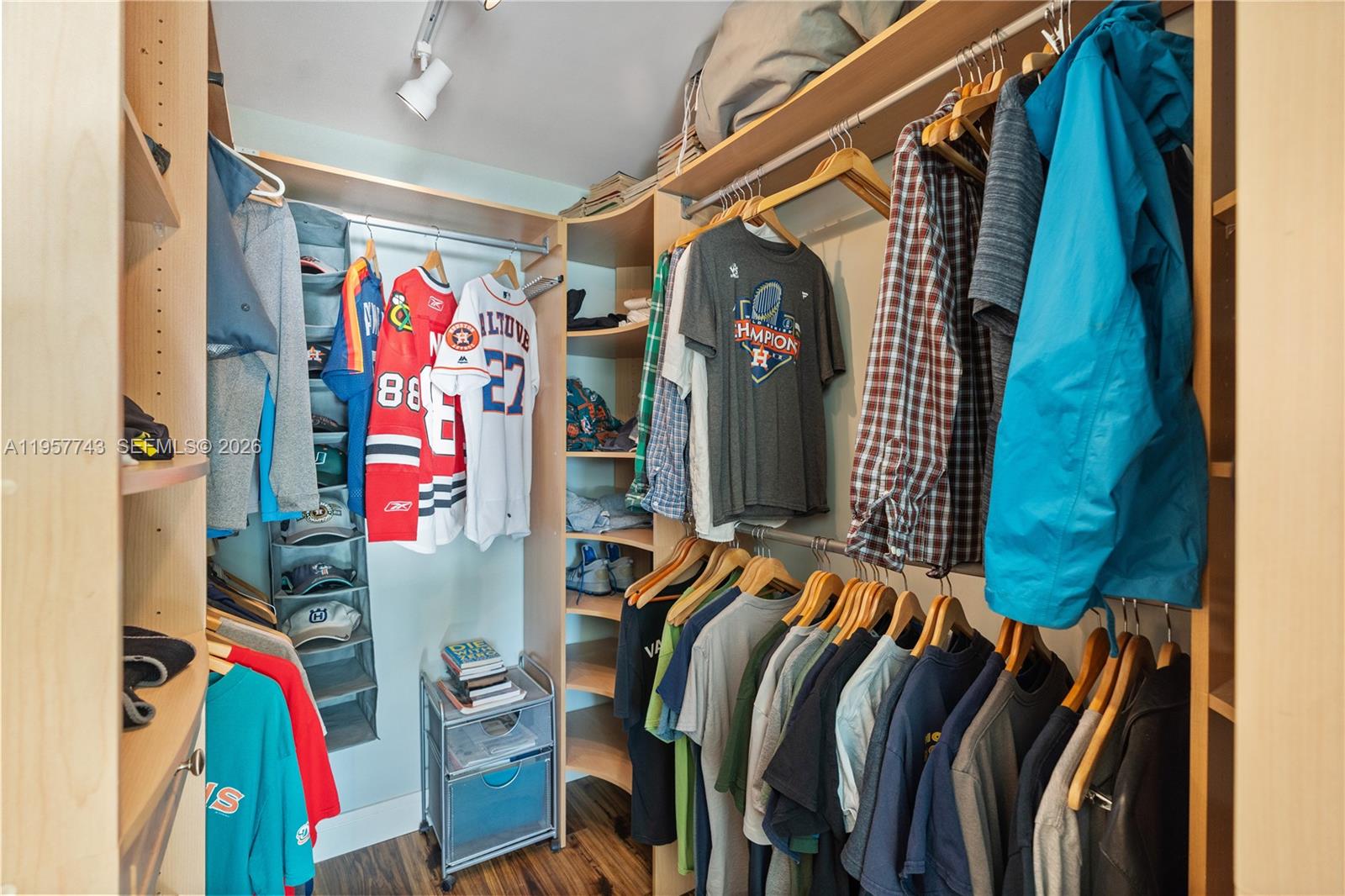 WESTVIEW SEC 3 PART 2 - Residential