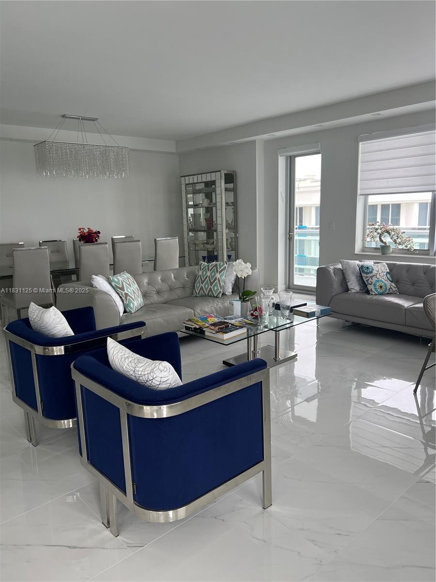 9511 Collins Ave 1502