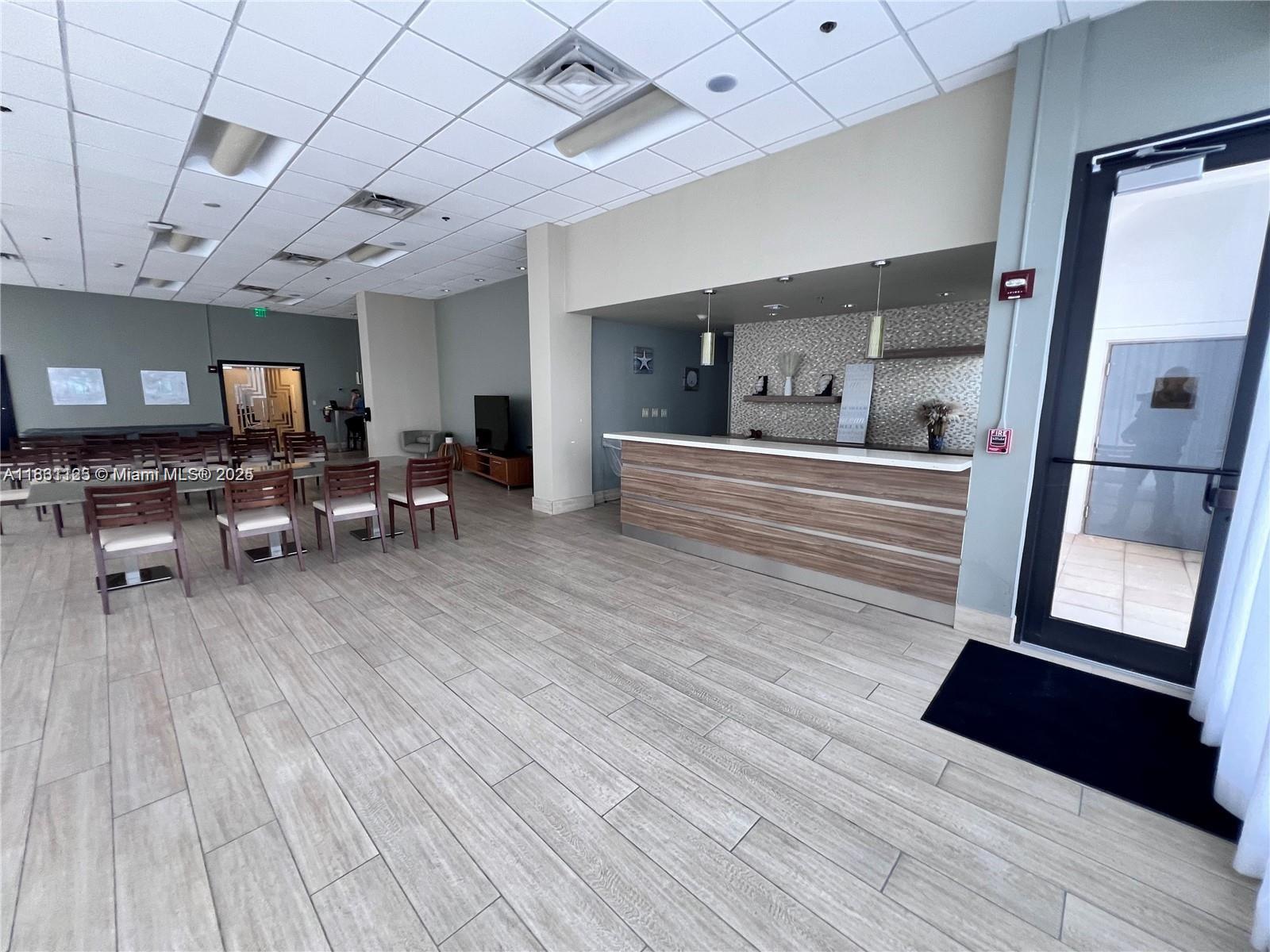 9500 OCEANS CONDO - Residential