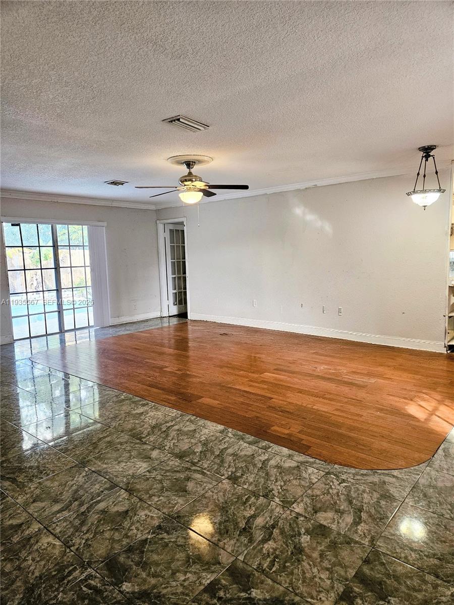 LAUDERDALE NORTH PARK SEC - Residential