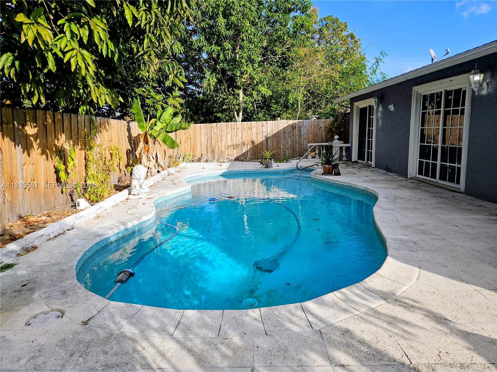 LAUDERDALE NORTH PARK SEC - Residential