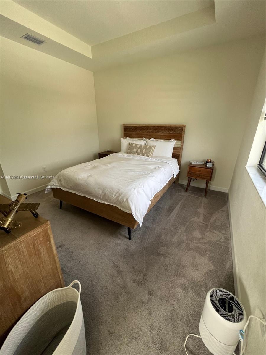 AQUABELLA NORTH - Residential Lease