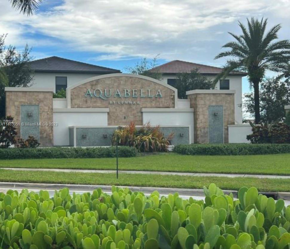 AQUABELLA NORTH - Residential Lease