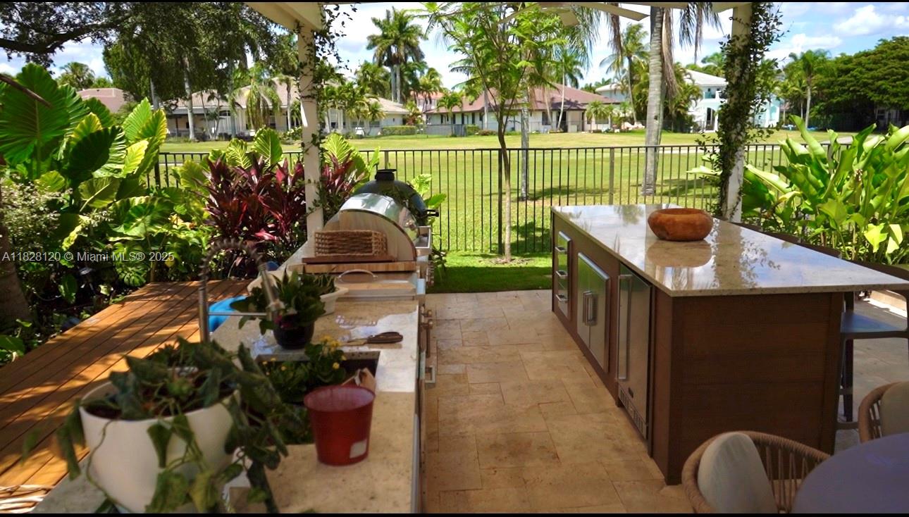 Weston Hills Country Club - Residential