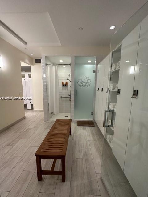 PALMS TOWER ONE CONDO - Residential