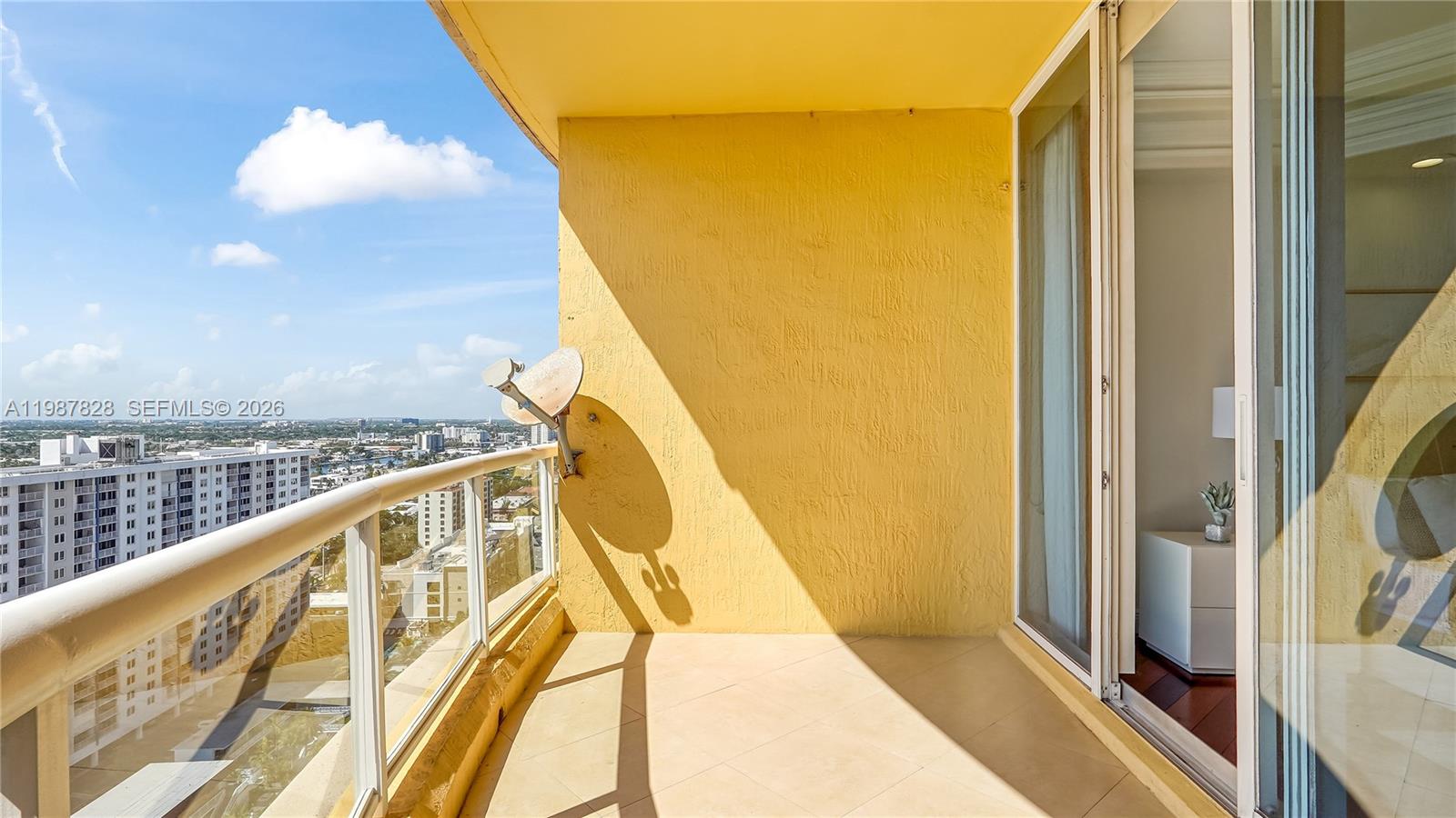 PALMS TOWER ONE CONDO - Residential