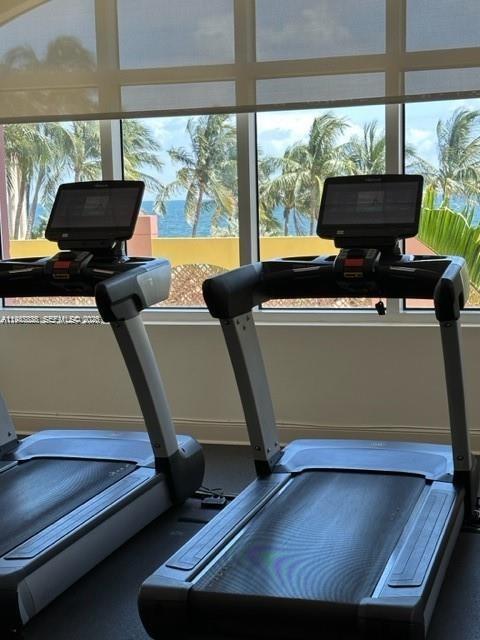 PALMS TOWER ONE CONDO - Residential