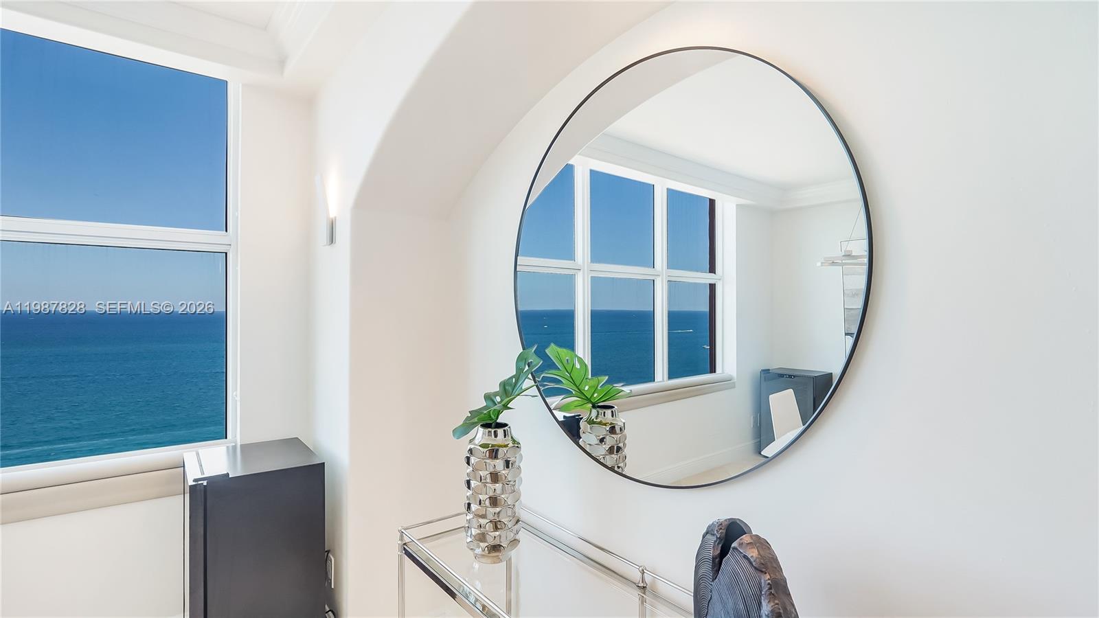 PALMS TOWER ONE CONDO - Residential