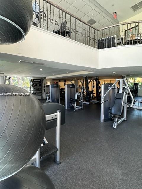 PALMS TOWER ONE CONDO - Residential