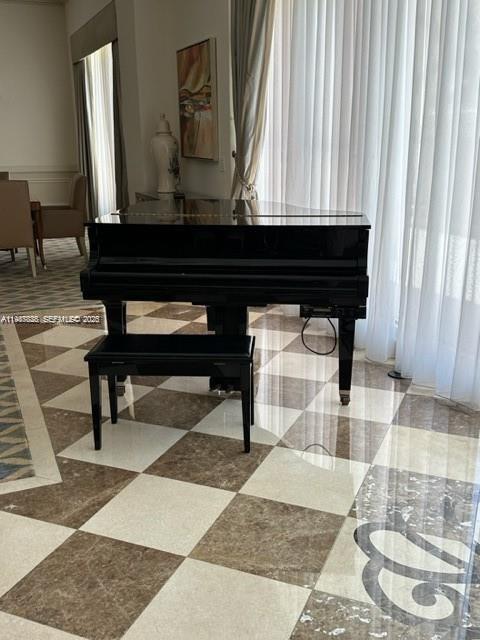 PALMS TOWER ONE CONDO - Residential