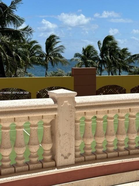 PALMS TOWER ONE CONDO - Residential