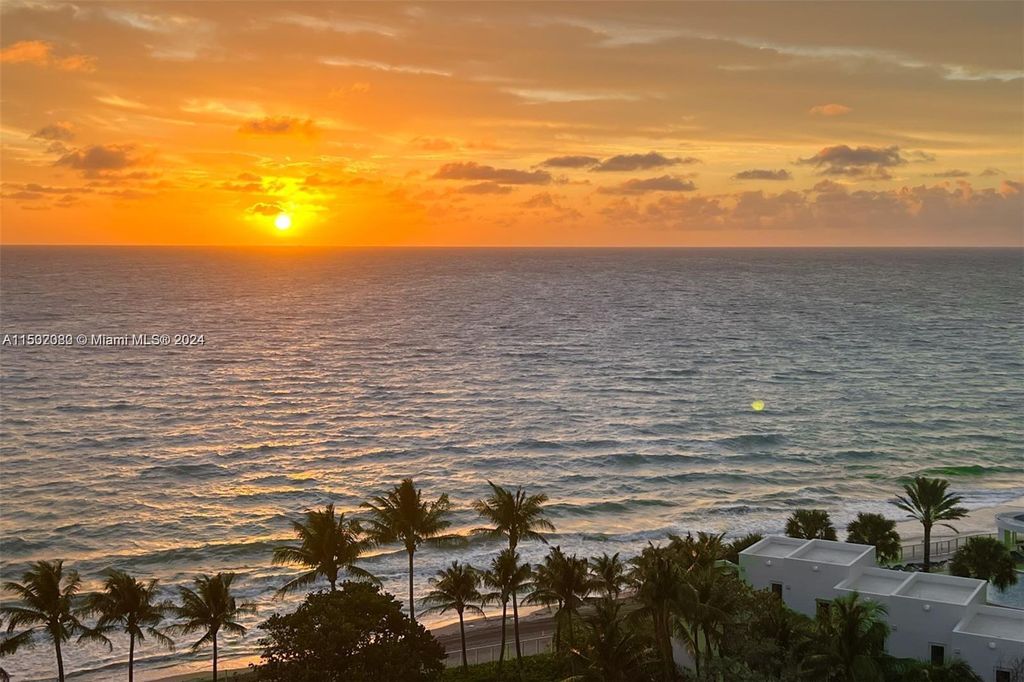 Photo of 3001 S Ocean Dr #1419, Hollywood, FL 33019 (MLS # A11502080)