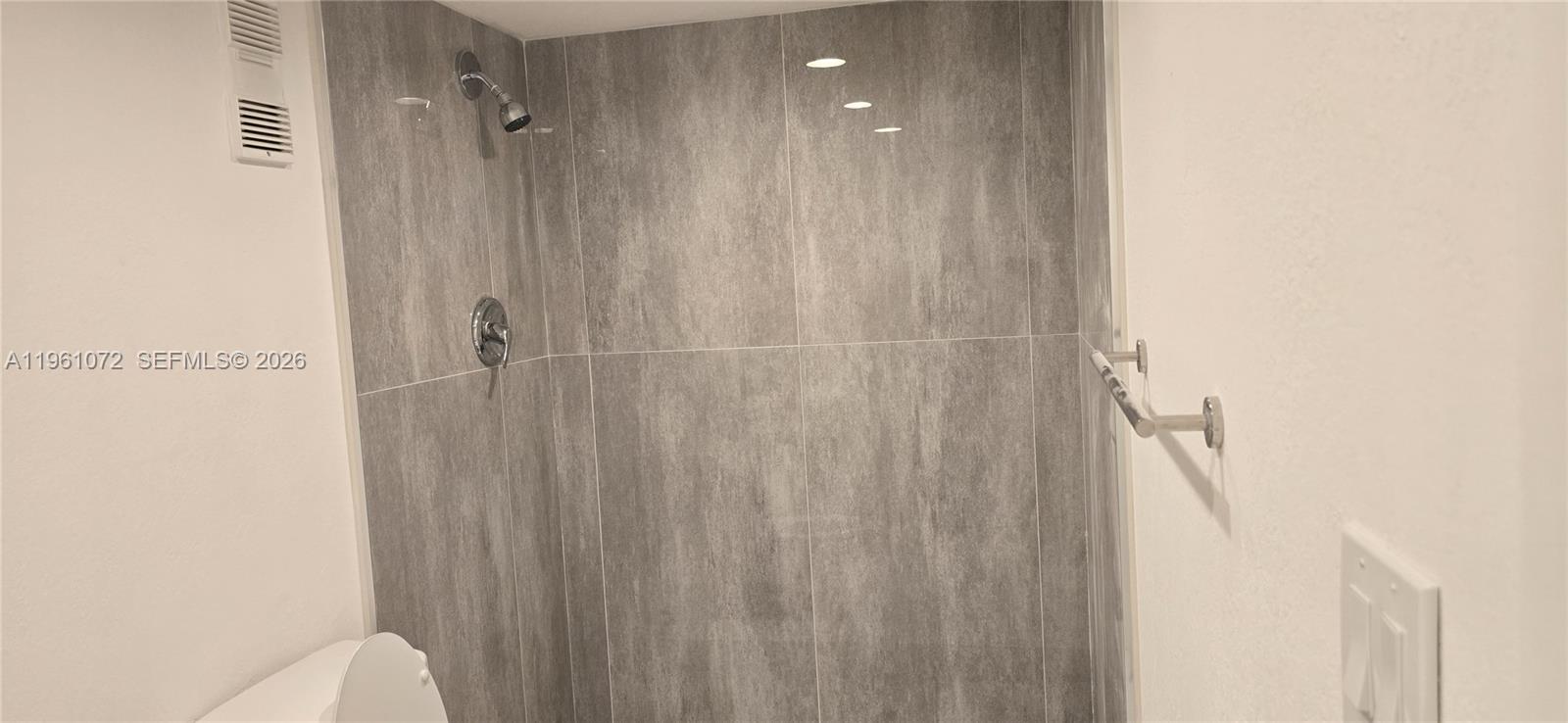 PARK PLACE CONDOMINIUM NO - Residential