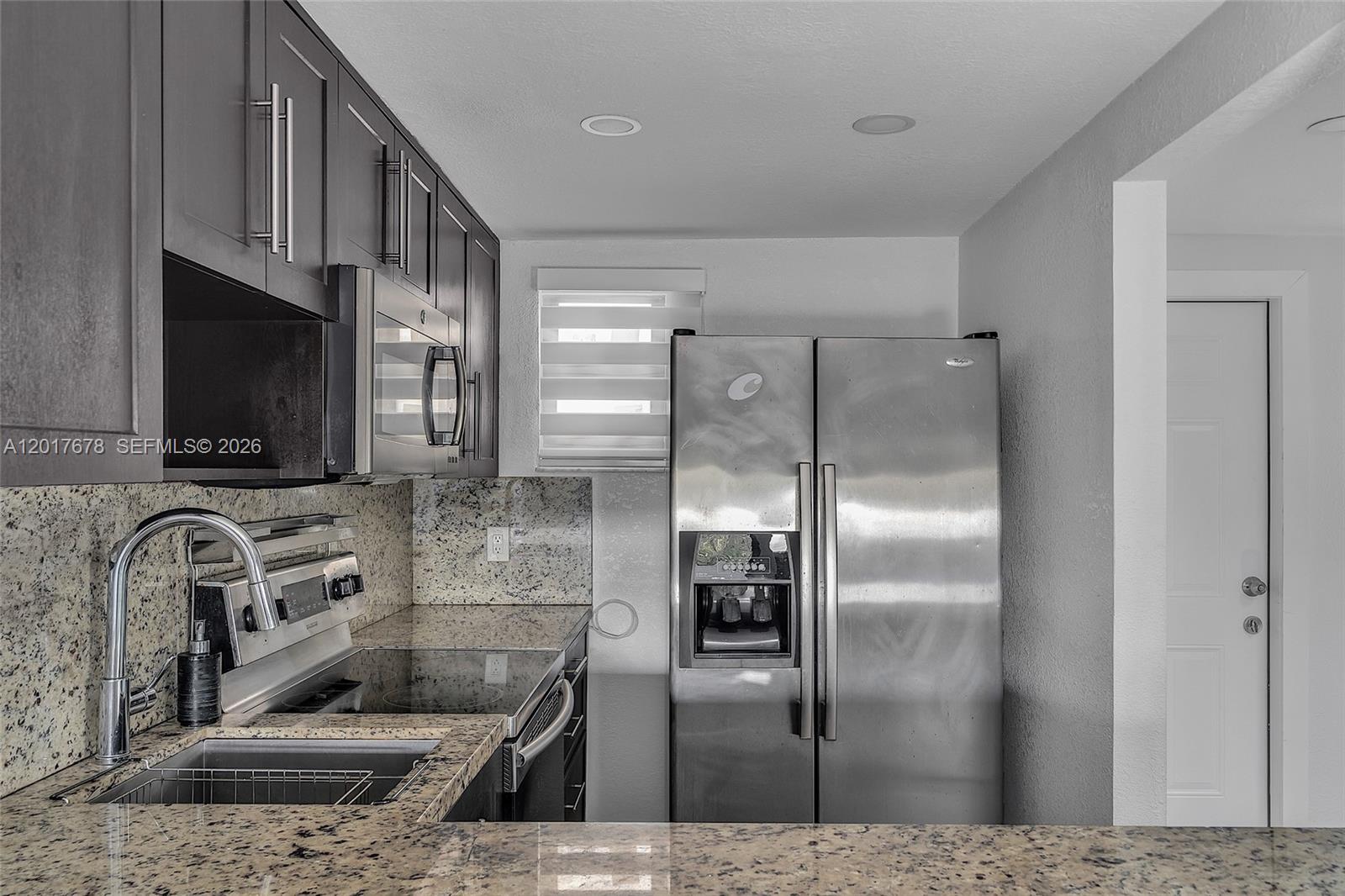 RIVER CLUB TOWNHOUSE COND - Residential
