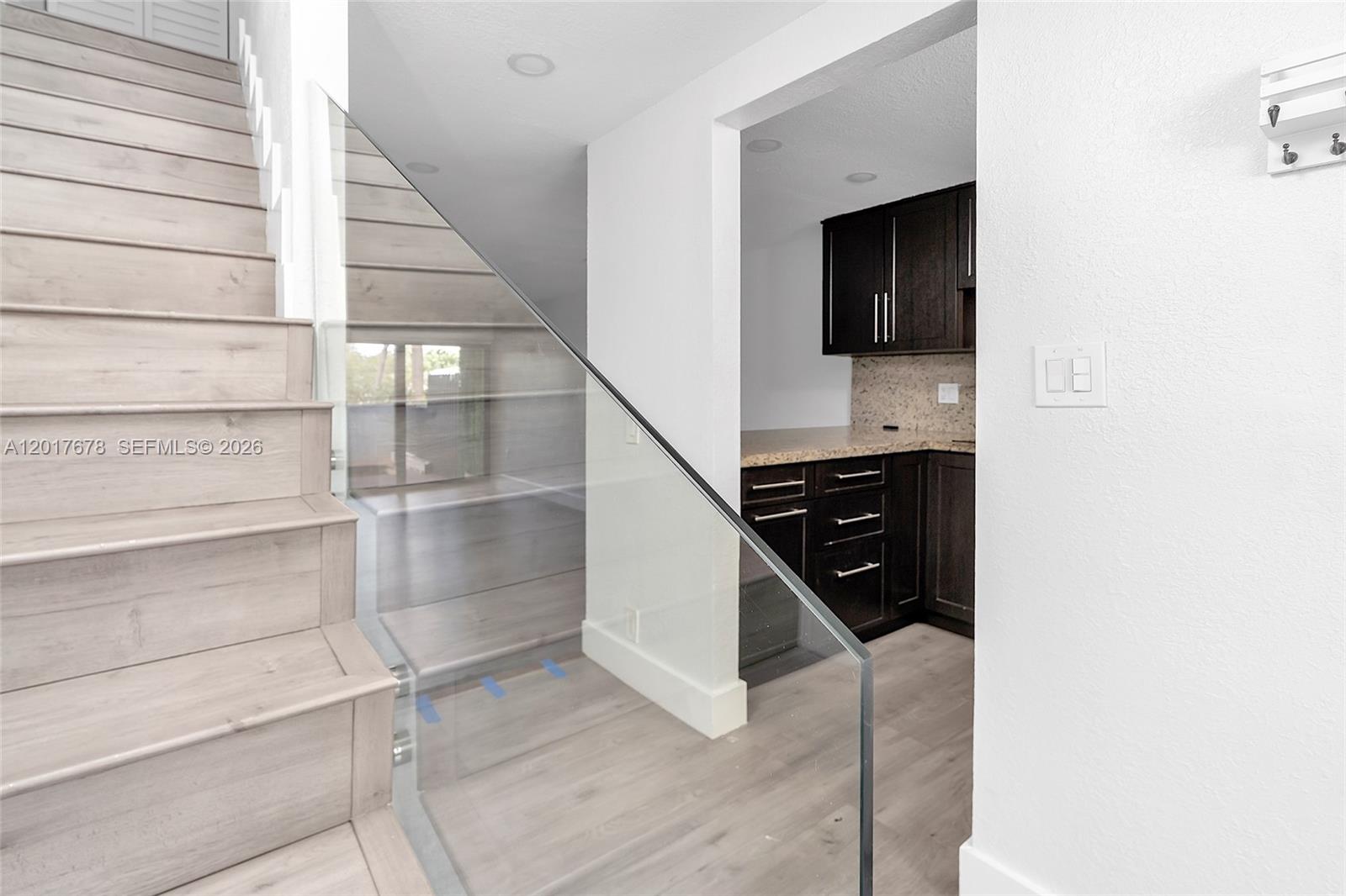 RIVER CLUB TOWNHOUSE COND - Residential