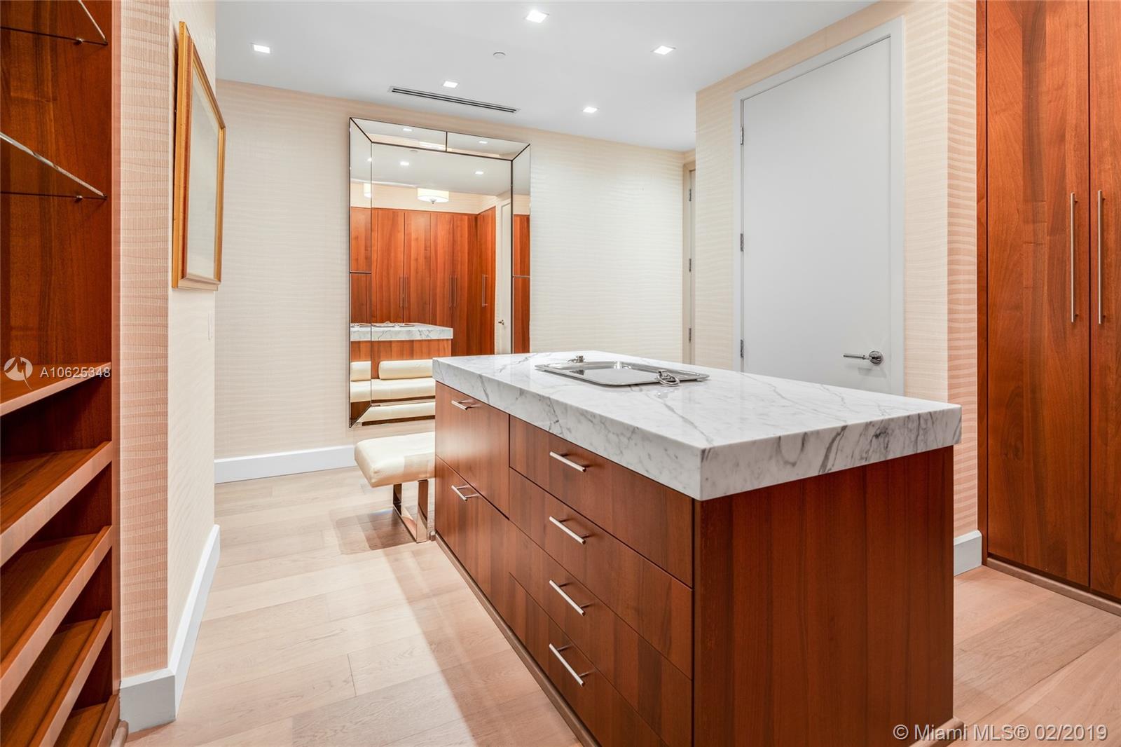 BAL HARBOUR NORTH SOUTH C - Residential