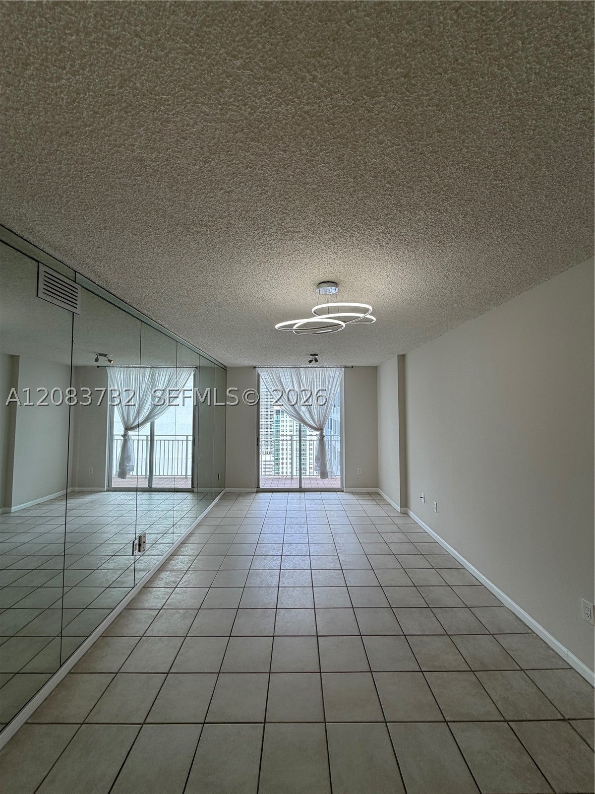 185 SE 14th Ter 2512