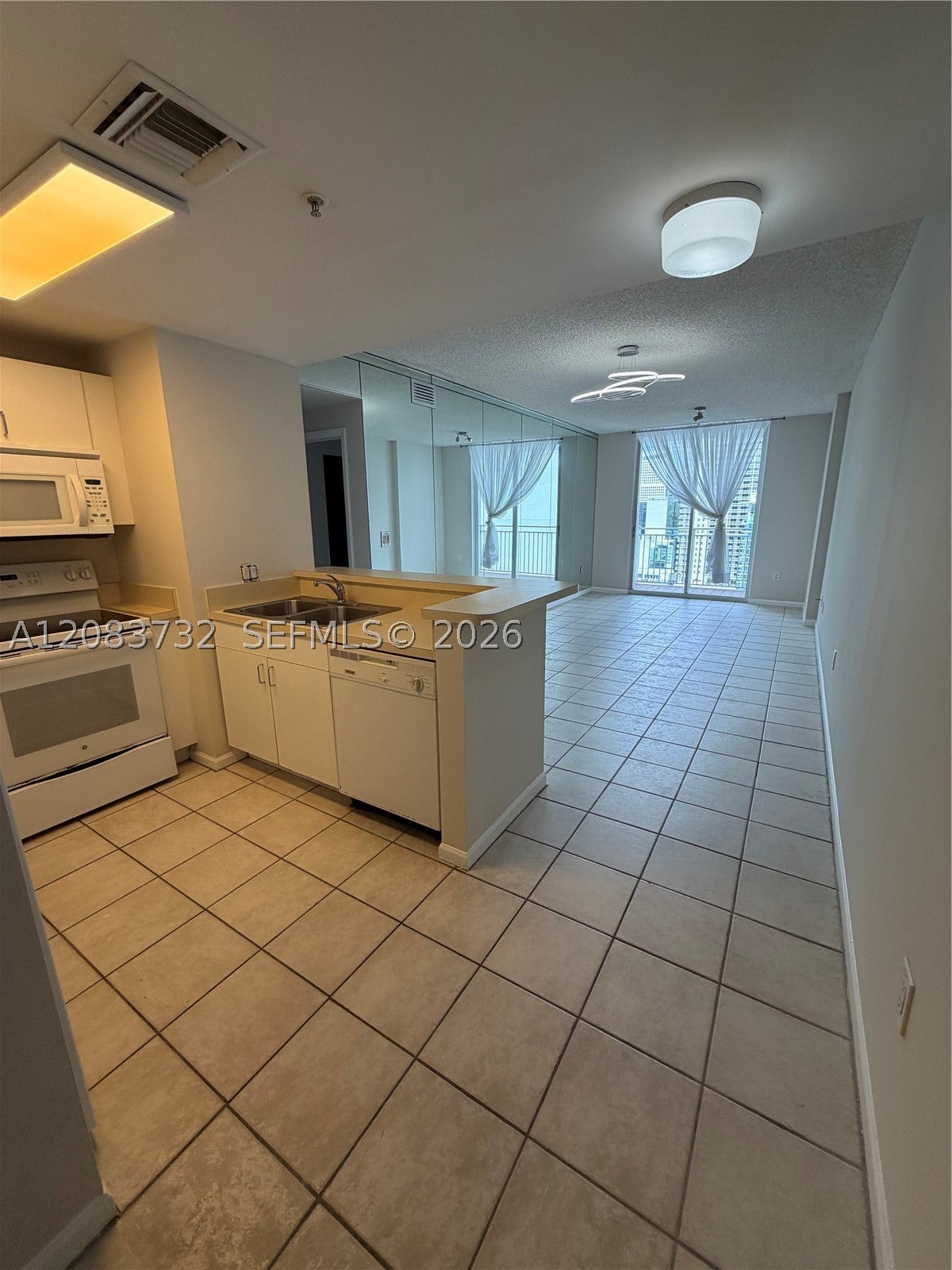 185 SE 14th Ter 2512