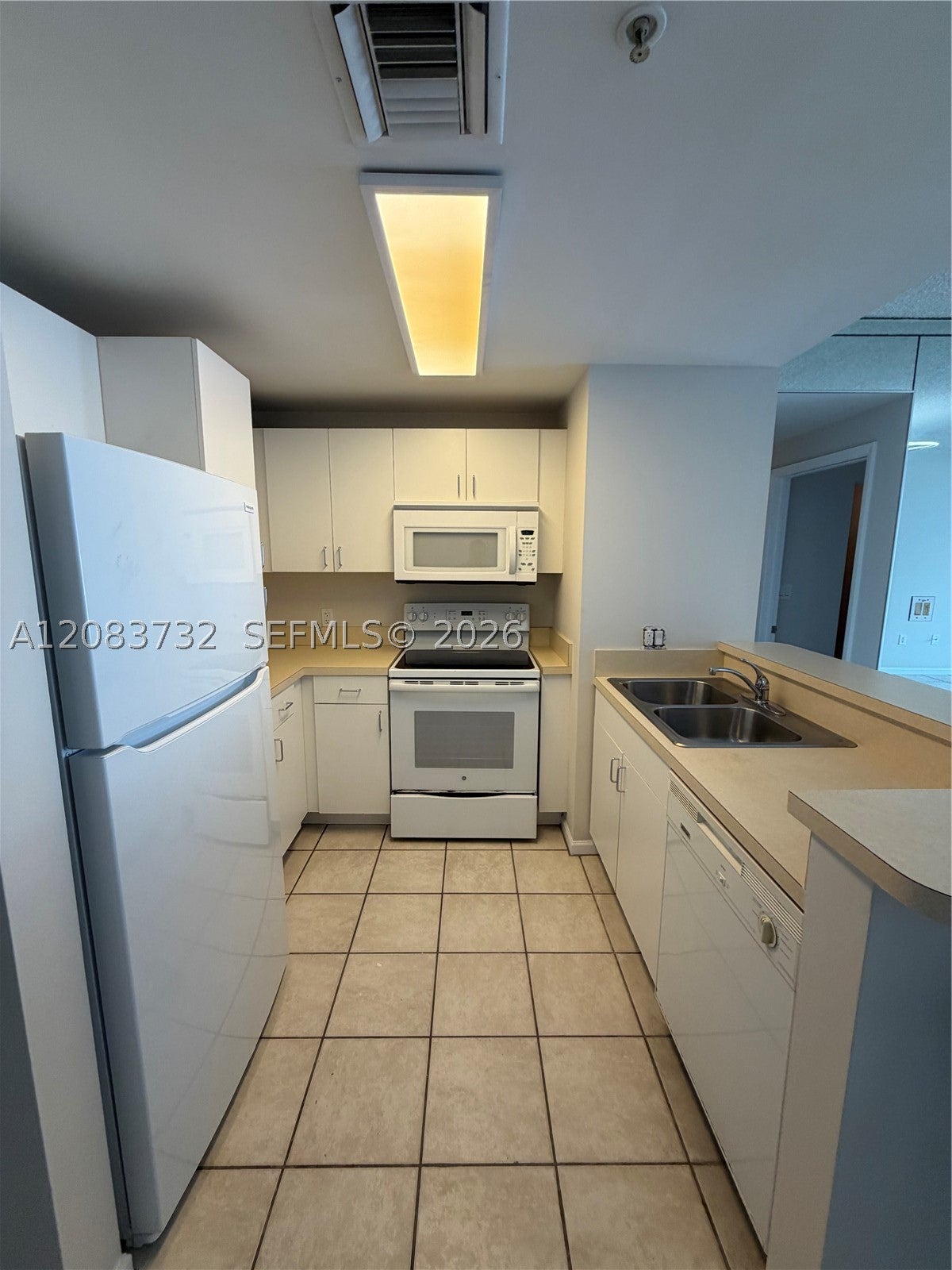 185 SE 14th Ter 2512