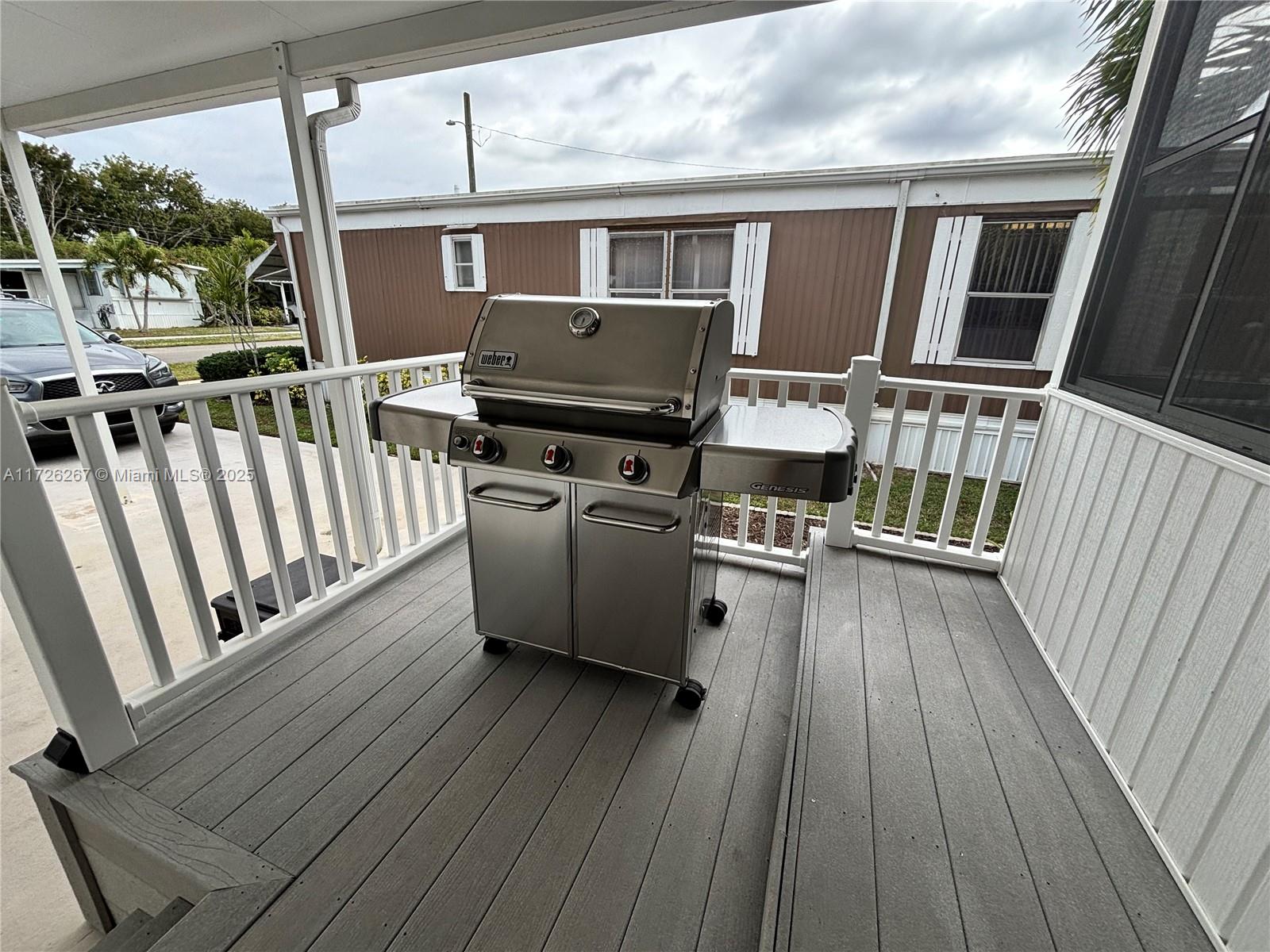 NORTHERN PINES MOBILE HOM - Residential