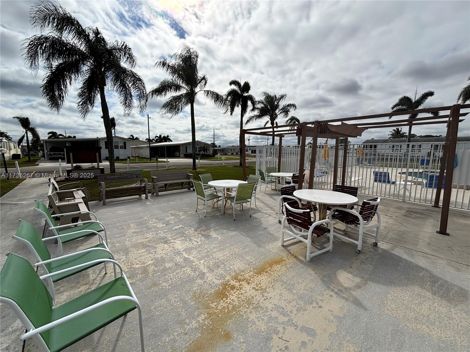 NORTHERN PINES MOBILE HOM - Residential