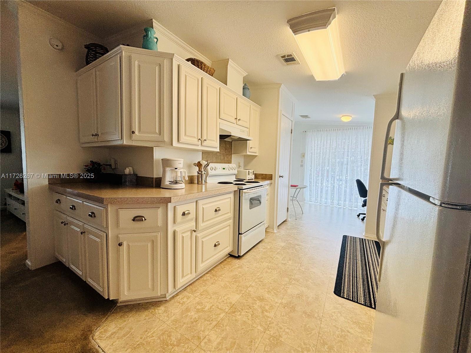 NORTHERN PINES MOBILE HOM - Residential