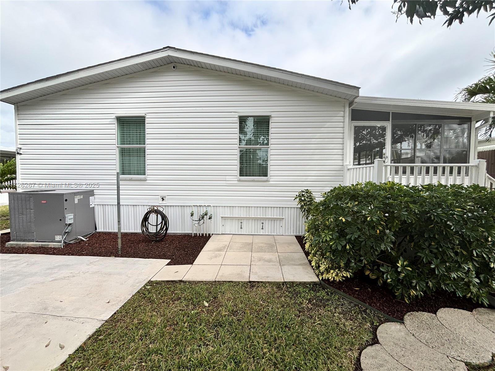 NORTHERN PINES MOBILE HOM - Residential