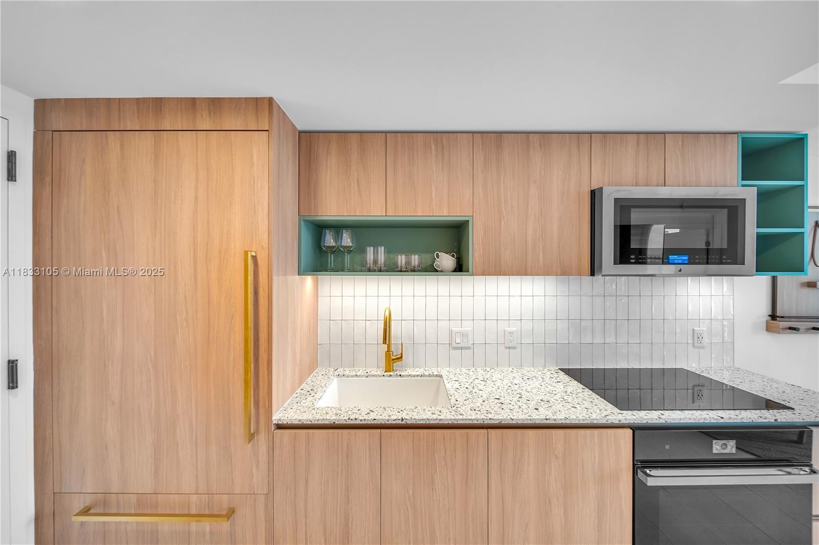 GALE RESIDENCES - Residential