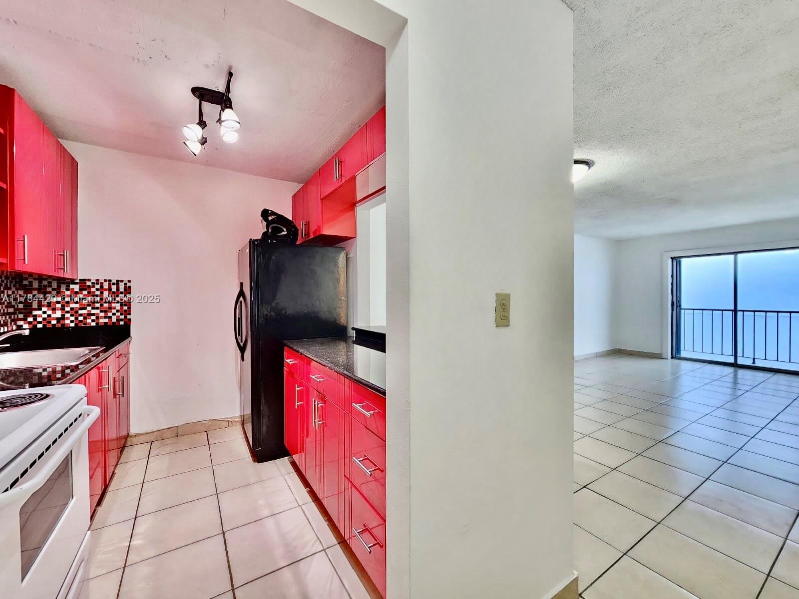 Rental Property at 424 Sw 7th St 403, Miami, Broward County, Florida - Bedrooms: 2 
Bathrooms: 1  - $2,299 MO.