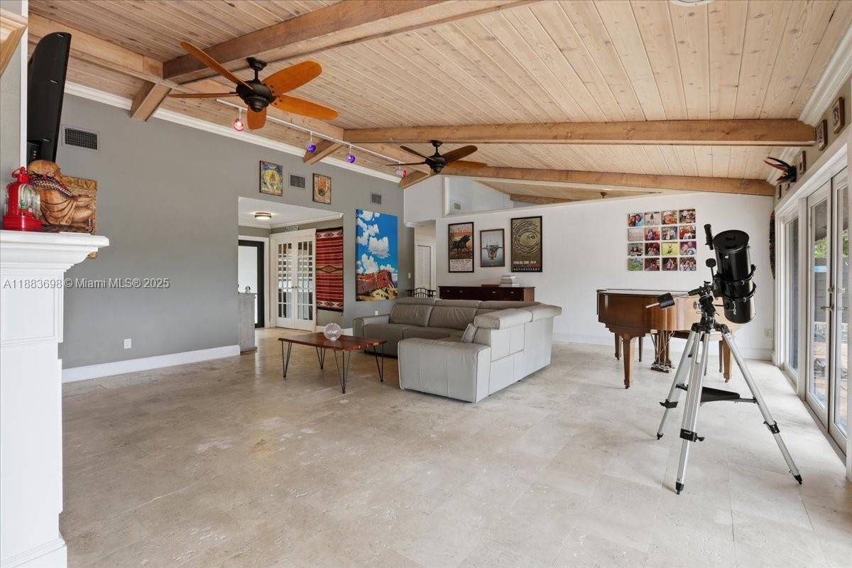 DAVIDE ISLES - Residential